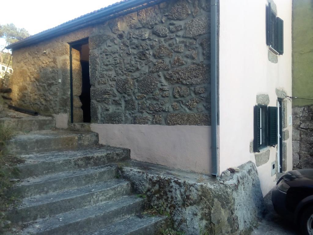 Casa Do Outeirinho Villa Sabugueiro  Bagian luar foto